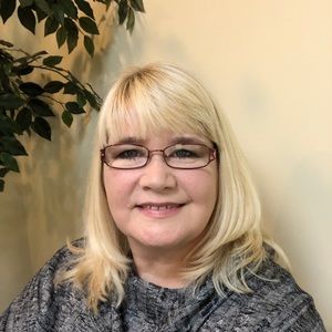 Meet your Posher, Debra